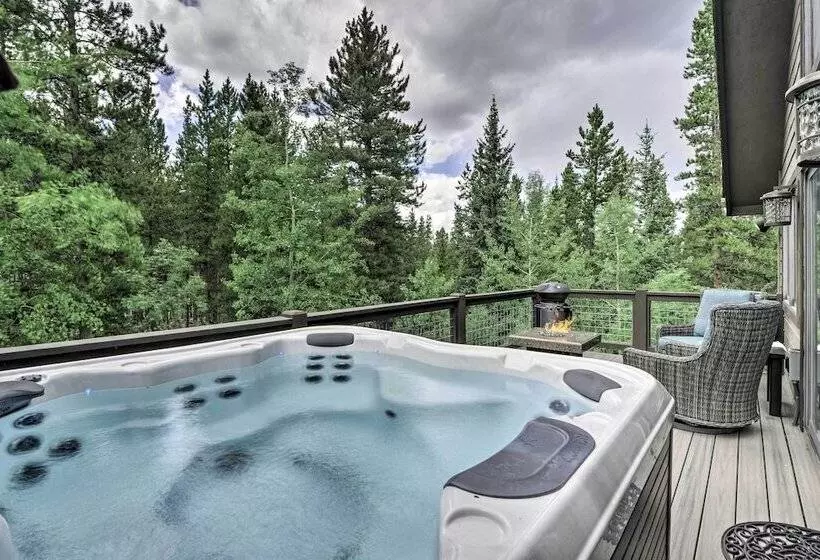Upscale Home W/ Hot Tub: 3 Mi To Breck Ski Resort!
