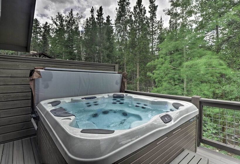 Upscale Home W/ Hot Tub: 3 Mi To Breck Ski Resort!