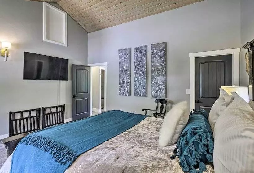 Upscale Home W/ Hot Tub: 3 Mi To Breck Ski Resort!