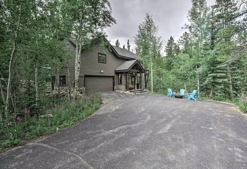 Upscale Home W/ Hot Tub: 3 Mi To Breck Ski Resort!
