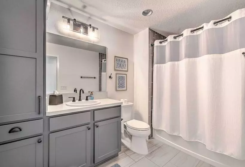 Near Golf: Home W/ Grill & Pool Access In Wildwood