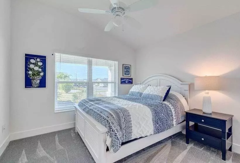 Near Golf: Home W/ Grill & Pool Access In Wildwood