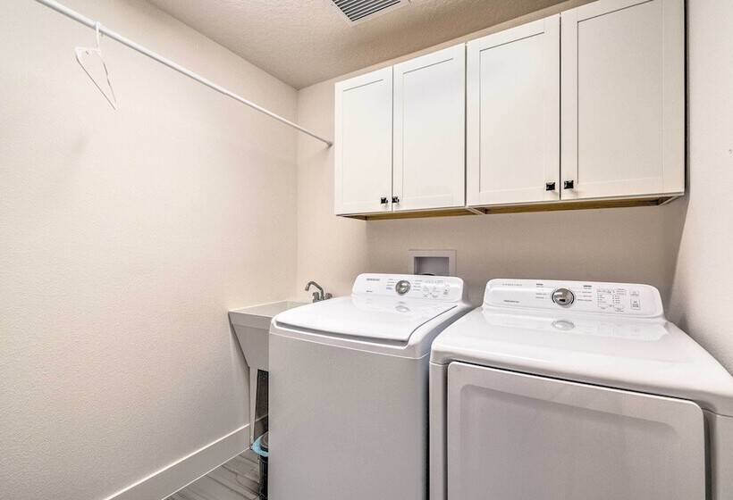 Near Golf: Home W/ Grill & Pool Access In Wildwood