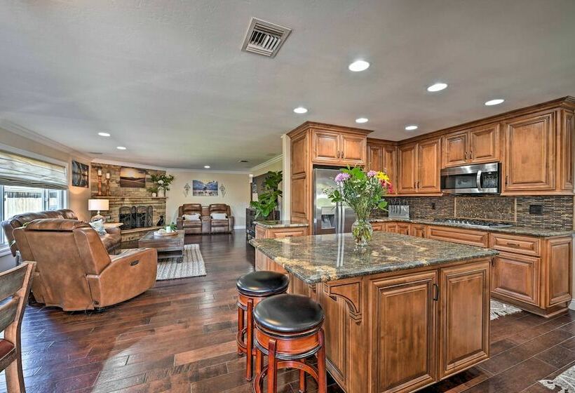 Vista Home W/ Pool ~ 11 Mi To Tamarack State Beach