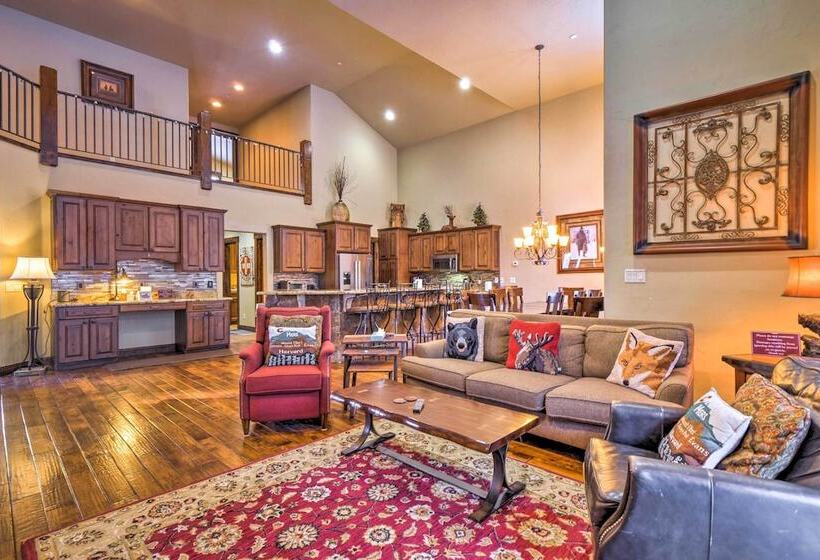 Blue River Home W/ Hot Tub, 6 Mi To Skiing!