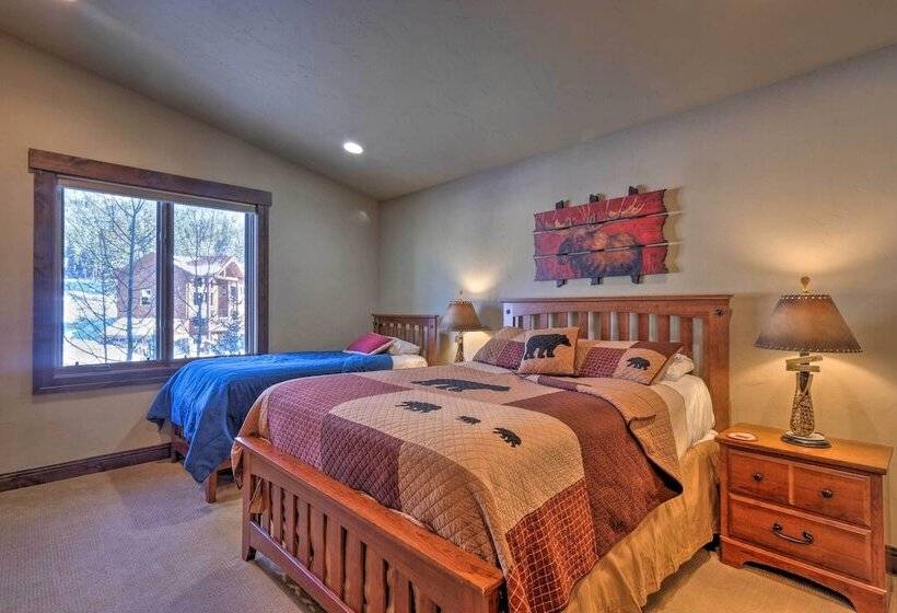 Blue River Home W/ Hot Tub, 6 Mi To Skiing!