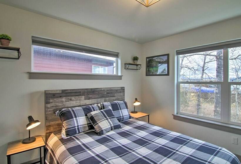 Bozeman Gem W/ Private Patio ~ 1 Mi To Hot Springs