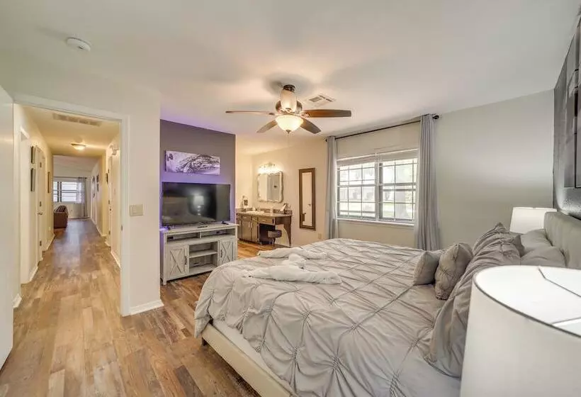 Broken Arrow Home: Family Friendly Amenities!