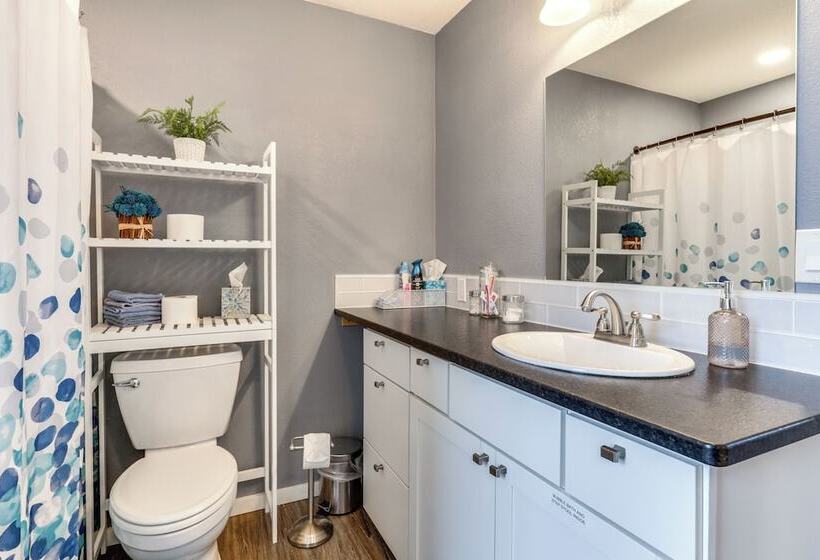 Charming Mcminnville Home   Walk To Wineries!