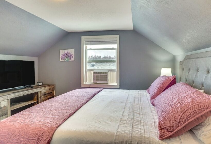 Charming Mcminnville Home   Walk To Wineries!