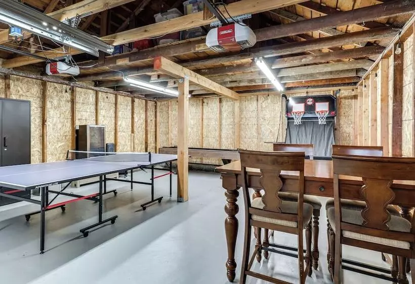 Charming Mcminnville Home   Walk To Wineries!