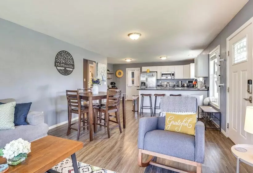 Charming Mcminnville Home   Walk To Wineries!