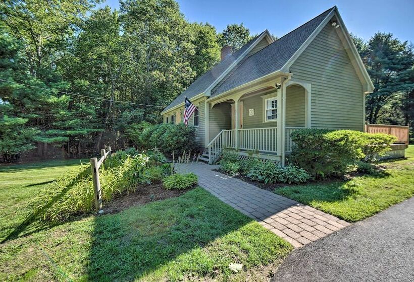 Charming Saco Home W/ Deck, 5 Mi To Beach!