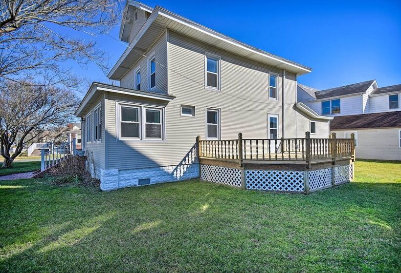 Chincoteague House W/ Enclosed Porch + Deck