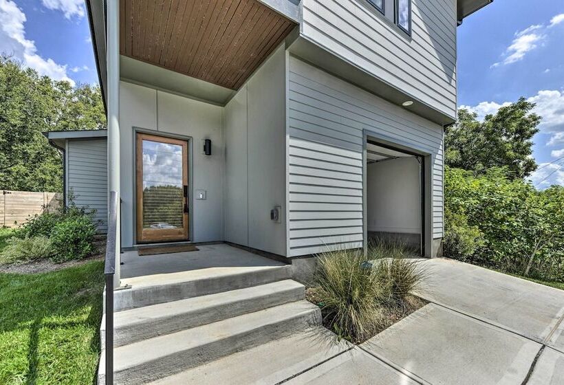 Modern Raleigh Home W/ Patio ~ 2 Mi To Downtown!