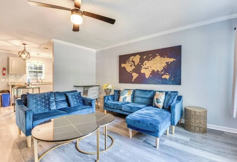 7 Mi To Downtown: Atlanta Home W/ Yard