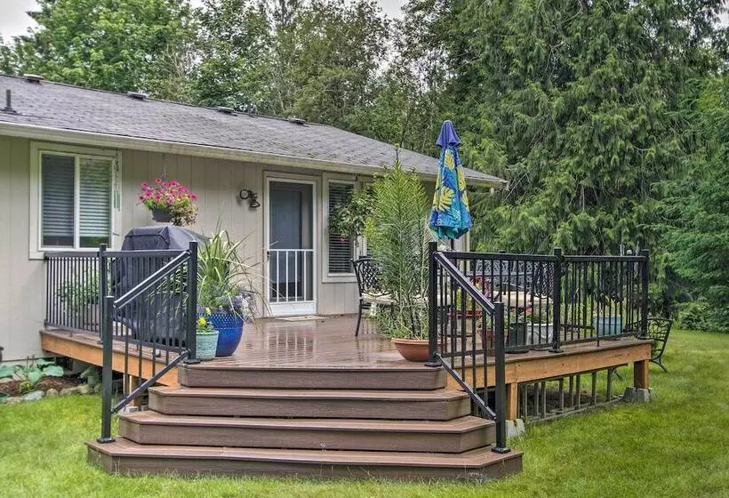 Cozy Home By Henderson Bay   8 Miles To Gig Harbor