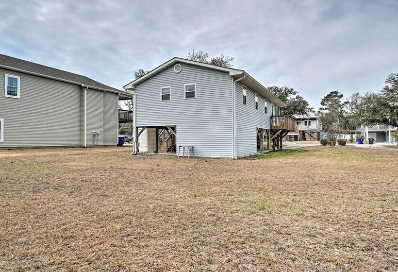 Cozy Oak Island House < 1 Mi To Beaches!