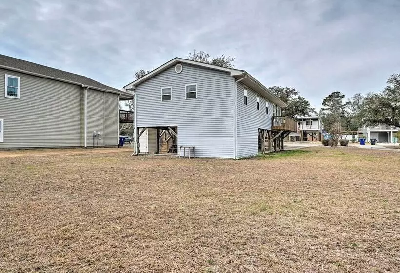 Cozy Oak Island House < 1 Mi To Beaches!