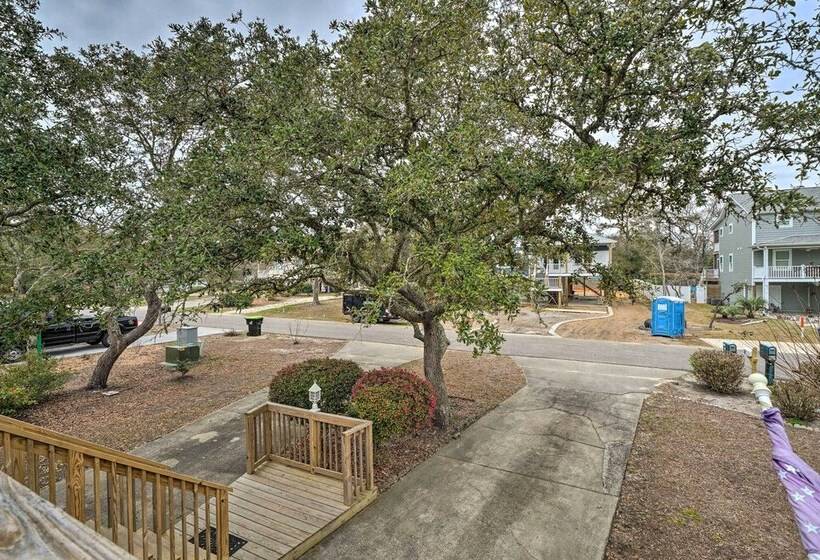 Cozy Oak Island House < 1 Mi To Beaches!