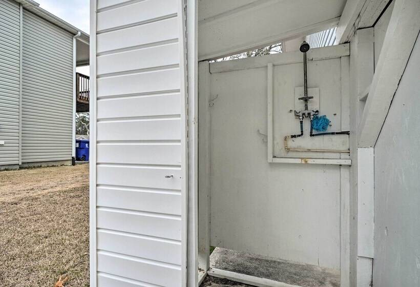 Cozy Oak Island House < 1 Mi To Beaches!