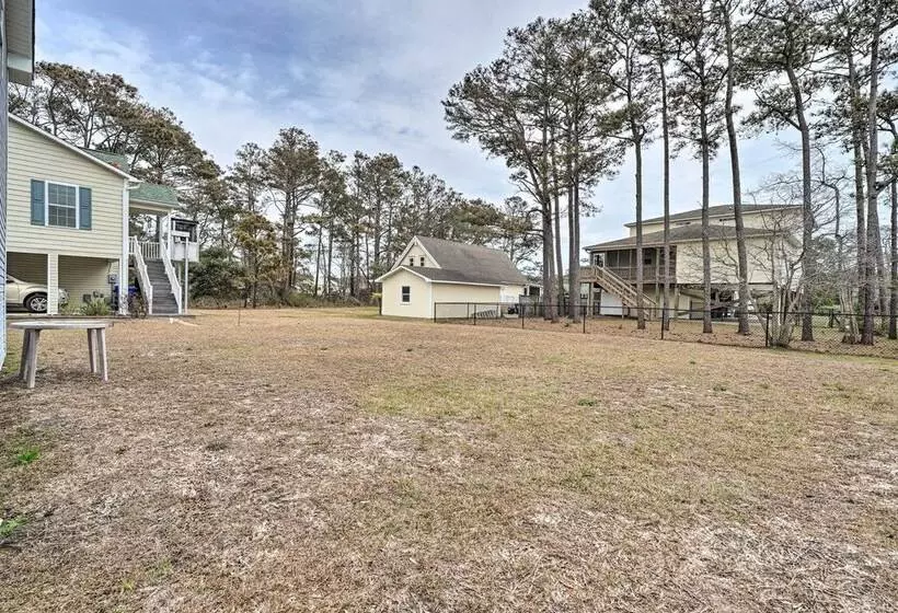 Cozy Oak Island House < 1 Mi To Beaches!