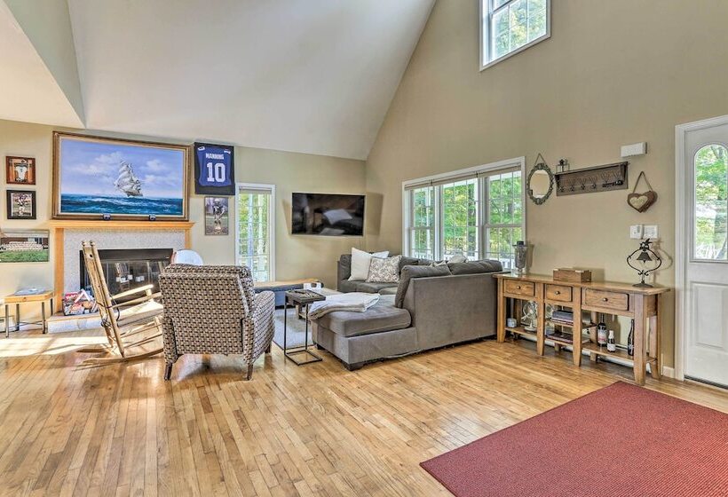 Pet Friendly Grand Pine Bush Retreat On 2 Acres!