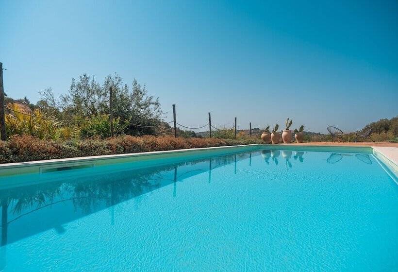 فندق ريفى Azalo Country House