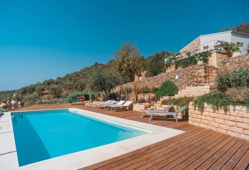 فندق ريفى Azalo Country House