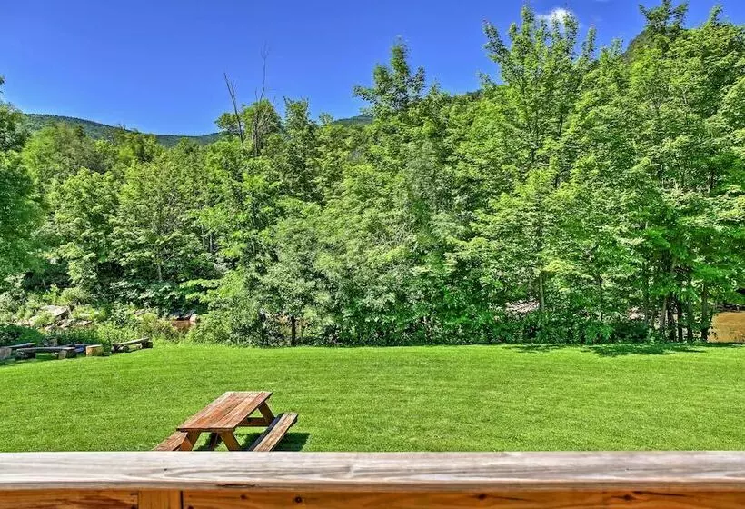 Hunter Home W/ Fire Pit & Yard: On Main Street!