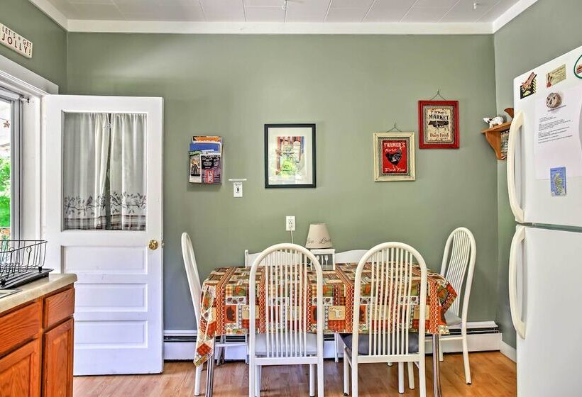 Hunter Home W/ Fire Pit & Yard: On Main Street!