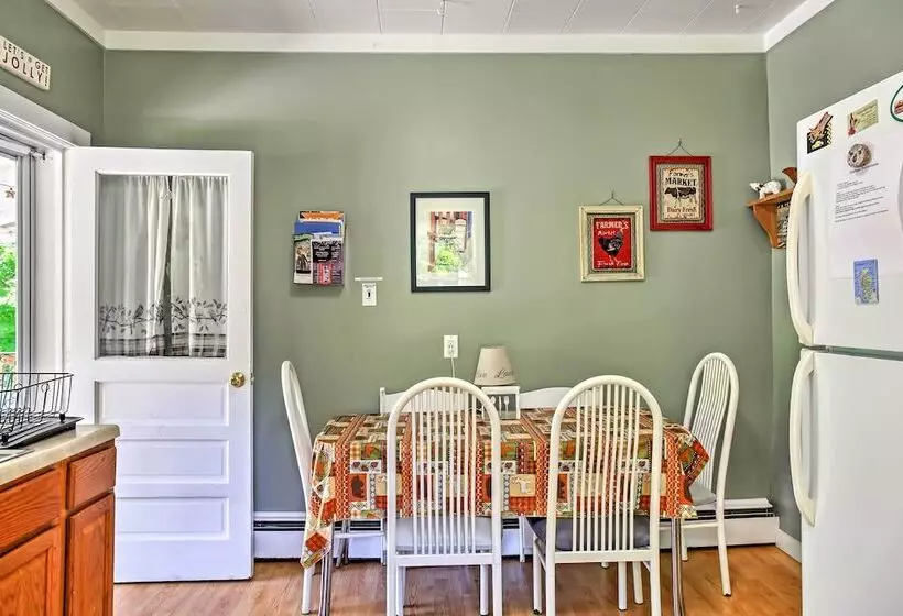 Hunter Home W/ Fire Pit & Yard: On Main Street!