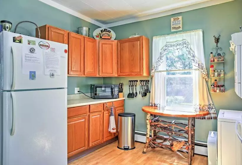 Hunter Home W/ Fire Pit & Yard: On Main Street!