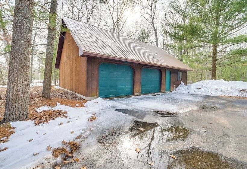 Interlochen Cabin W/ Fireplace   Near State Park!