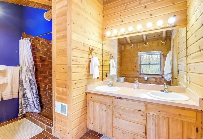 Interlochen Cabin W/ Fireplace   Near State Park!