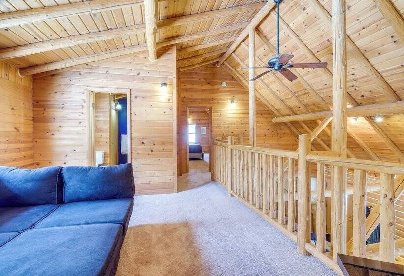 Interlochen Cabin W/ Fireplace   Near State Park!