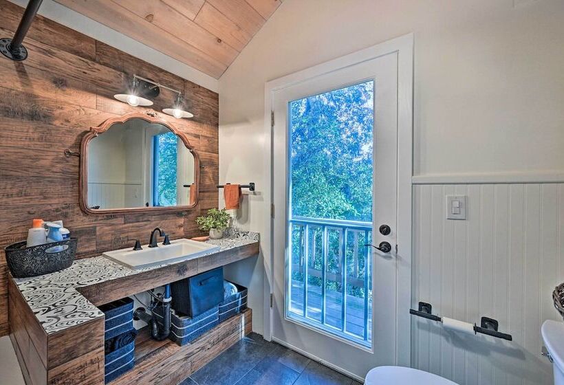 Inviting Julian Home W/ Scenic View & Hot Tub