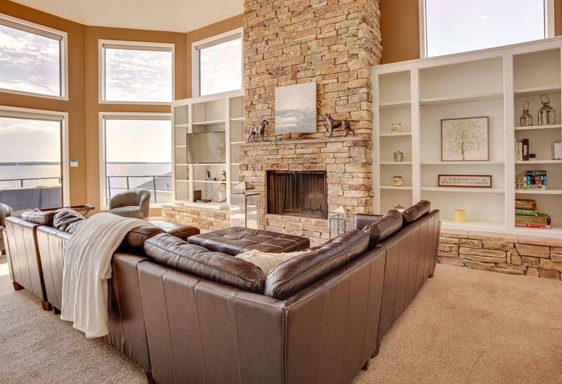 Lakefront Montgomery Home: Boat Cleats & Game Room