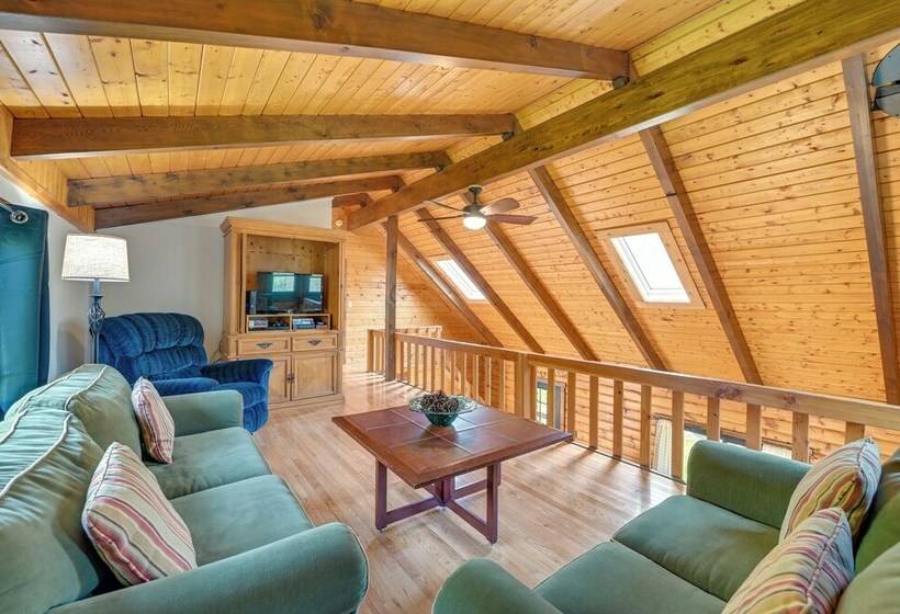 Log Cabin: 9 Mi To Plattekill & Belleayre Mtn