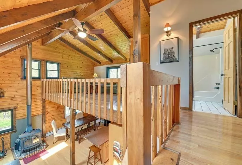 Log Cabin: 9 Mi To Plattekill & Belleayre Mtn