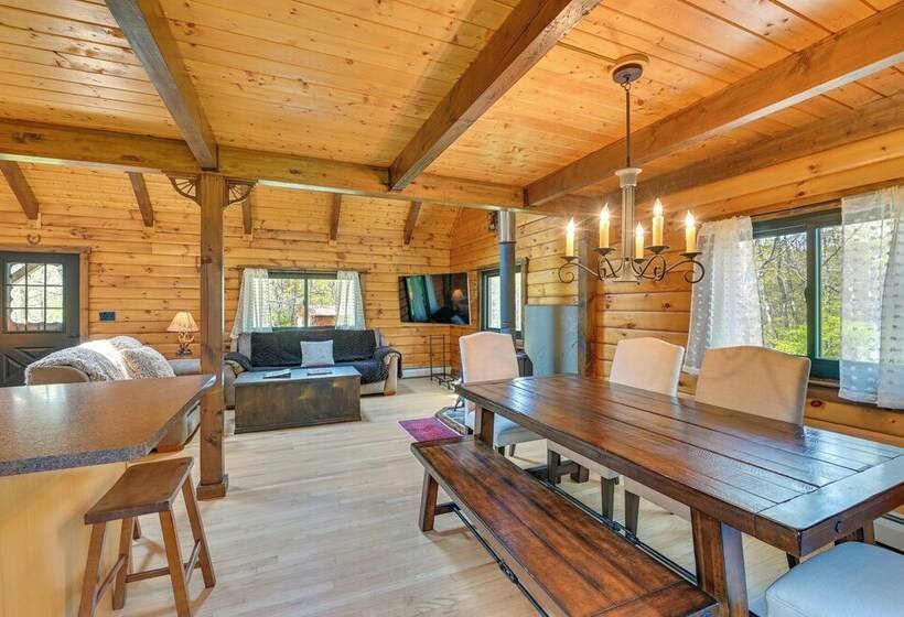 Log Cabin: 9 Mi To Plattekill & Belleayre Mtn