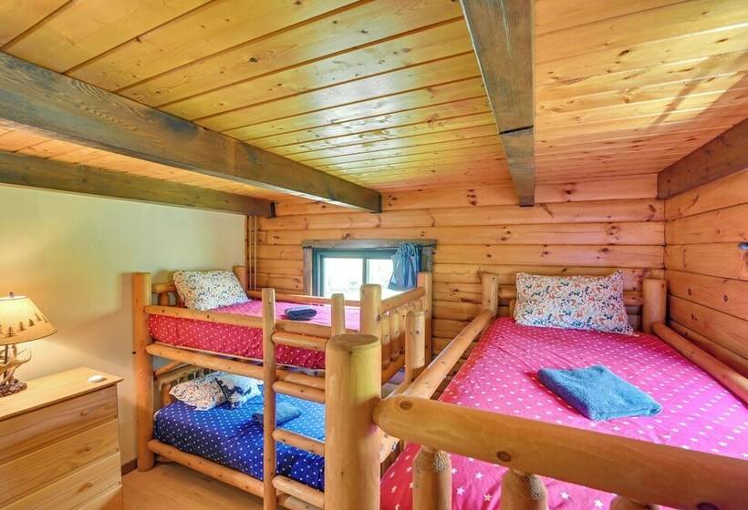 Log Cabin: 9 Mi To Plattekill & Belleayre Mtn