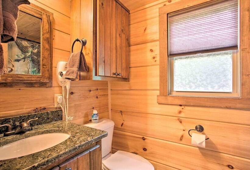 Mill Spring Cabin Near Parker Binns Winery!