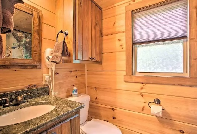 Mill Spring Cabin Near Parker Binns Winery!