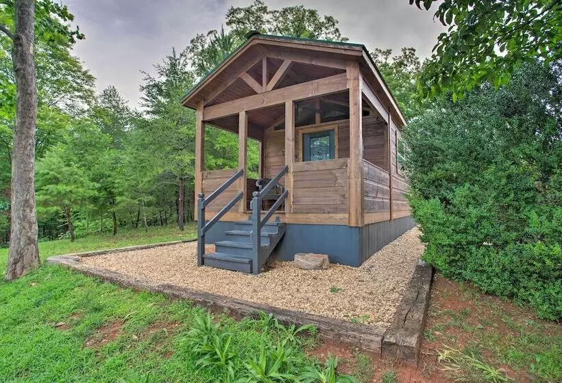 Mill Spring Cabin Near Parker Binns Winery!