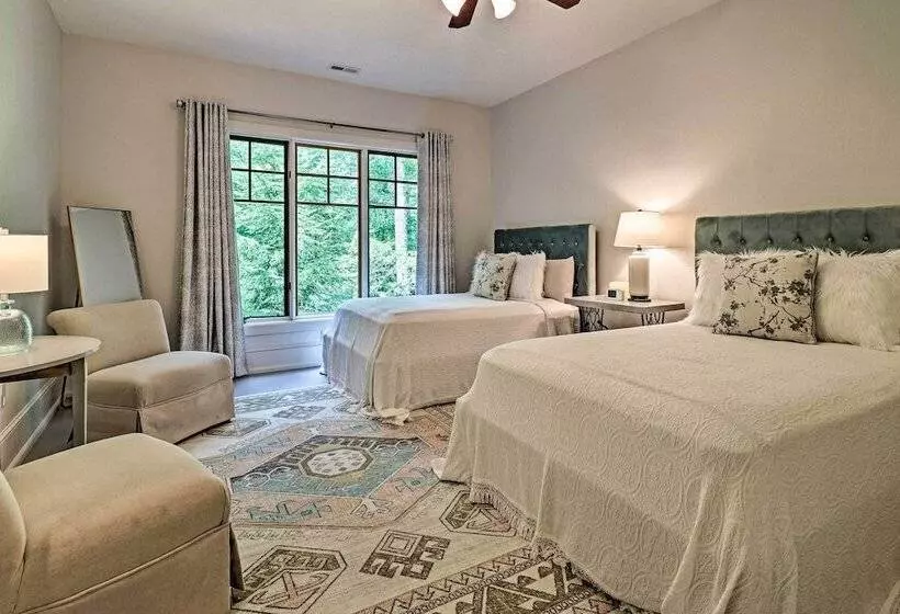 Cashiers Mountain Hideaway, Walk To Lake Glenville
