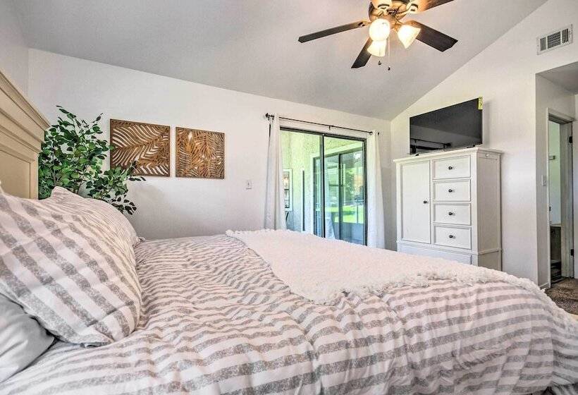 Navarre Home W/ Game Area + Screened In Porch