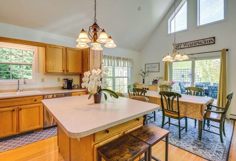 Conway Home W/ Game Room: 5 Private Beaches