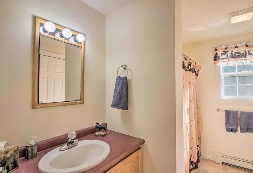 Conway Home W/ Game Room: 5 Private Beaches