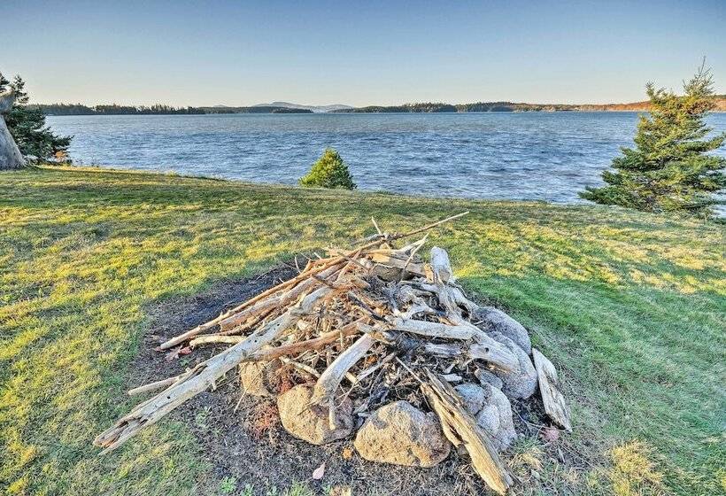 Oceanfront Sullivan Cottage On 6 Acres W/kayak!